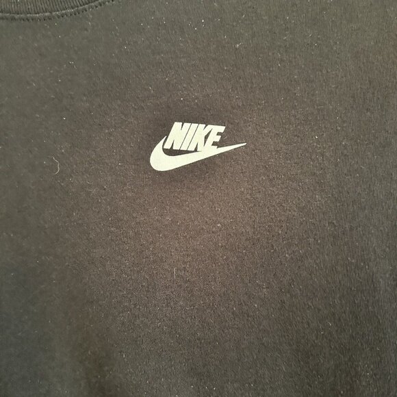 The Nike Tee Men's 705186 Dri-Fit Athletic Cut Black Short-Sleeved Shirt SZ L - Picture 3 of 9